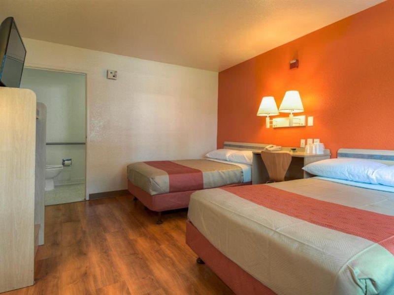 Motel 6-Escondido, Ca Extérieur photo