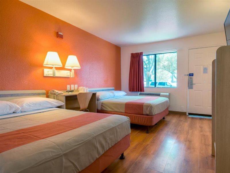 Motel 6-Escondido, Ca Extérieur photo